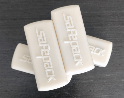 Белые датчики Biocard SafePack. Biocard - перевозки термозависимых грузов с соблюдением температурного режима по РФ 